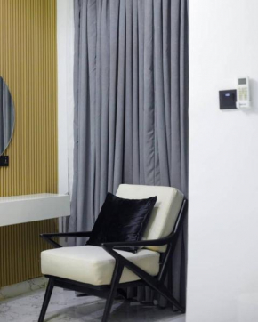 Komis One bedroom